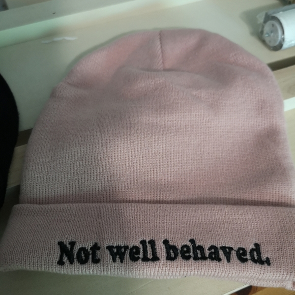 🌸 NWT KSwiss & MTTM beanie🌸 - Picture 1 of 3